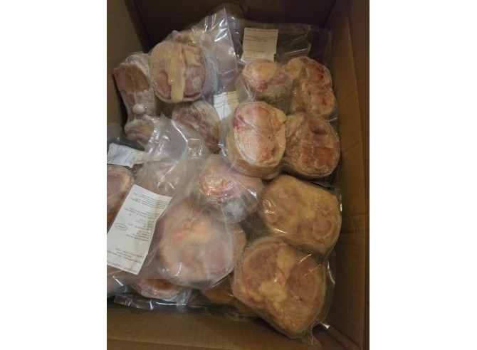PET FOOD liellopa kājas, mazgātas, zāģētas, saldētas